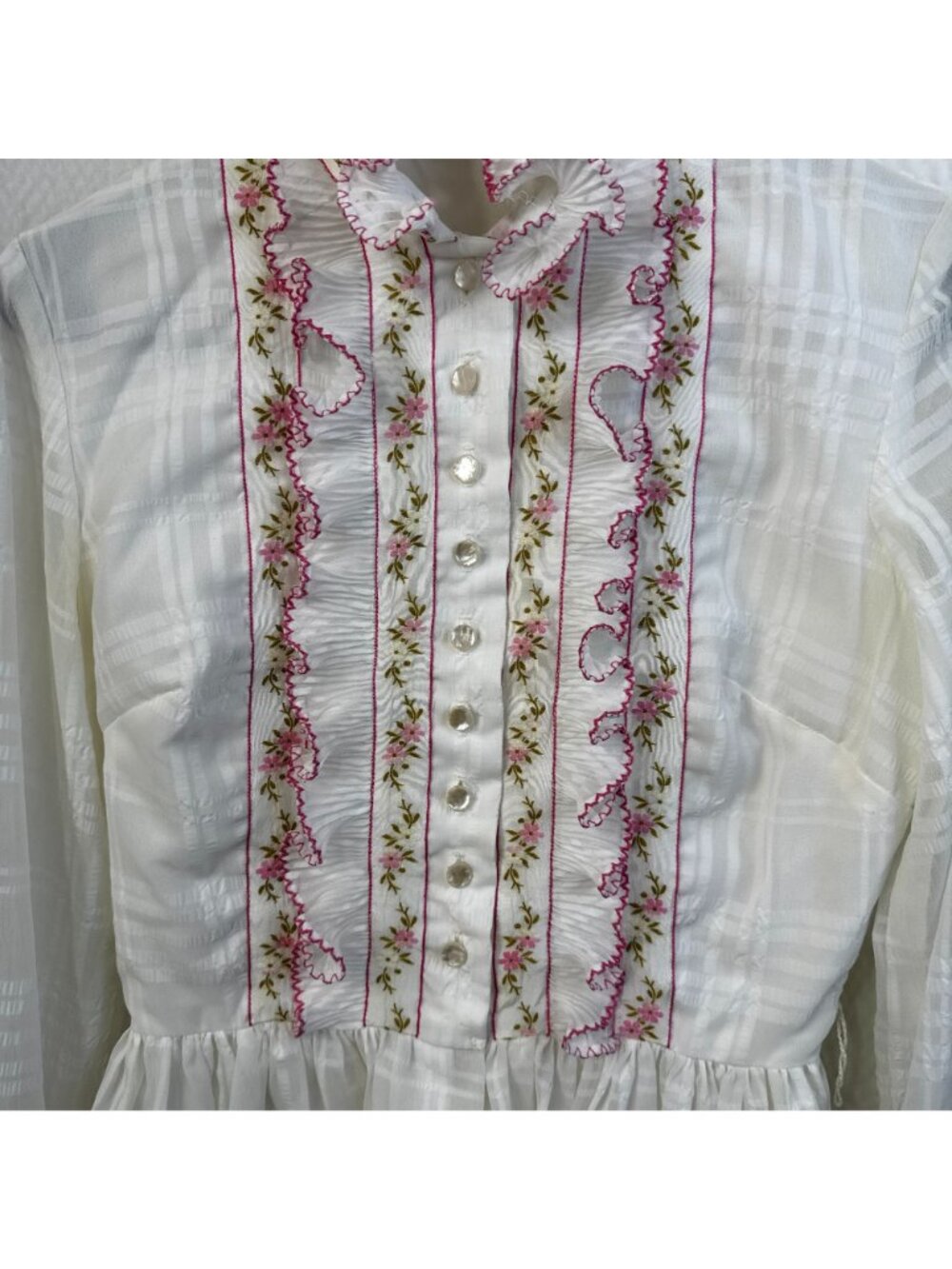 Vintage Jo-Mor St. Louis White Dress With Pink Floral Embroidery Ruffle Details - Picture 3 of 10